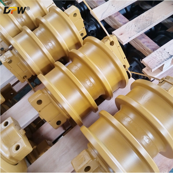 Komatsu Dozer/Tractor/12Y3000021/D51EX-22 SF/DF Track Roller Assembly/Steel undercarriages manufacture and supplier 